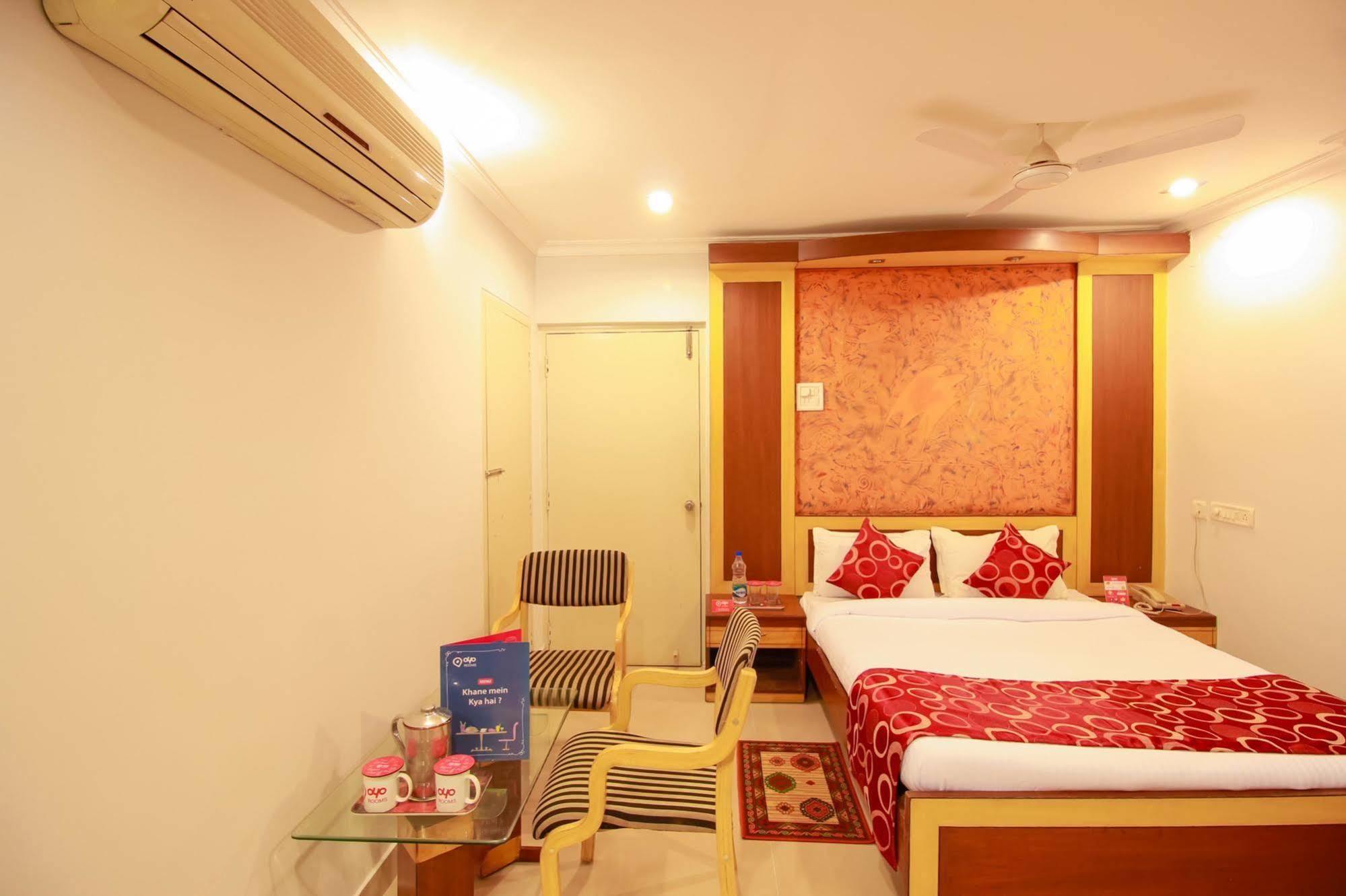 Balaji Residency Hotel Hyderabad Eksteriør billede